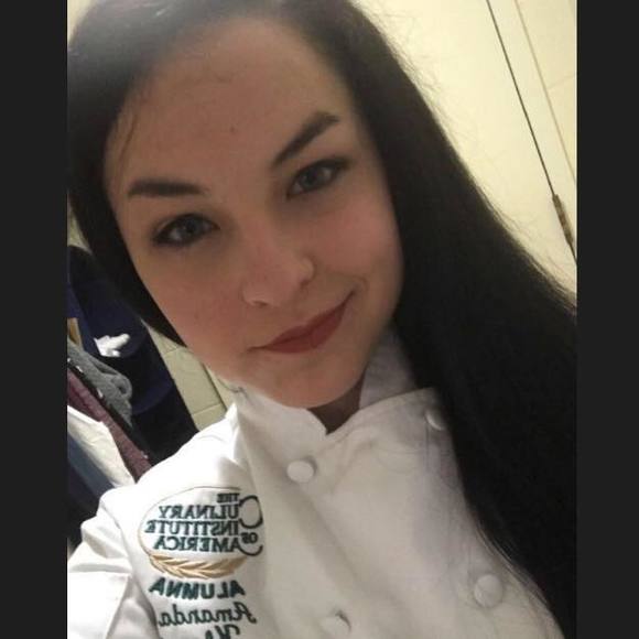 Meet your Posher, Amanda - Picture 1 of 1